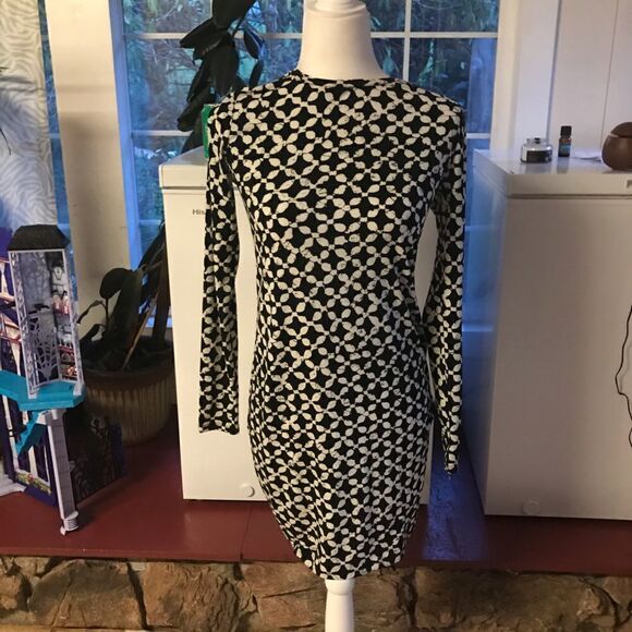 Michael mk abstract long sleeve dress - Picture 3 of 5